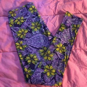 One Size Purple and Yellow Stained Glass Leggings